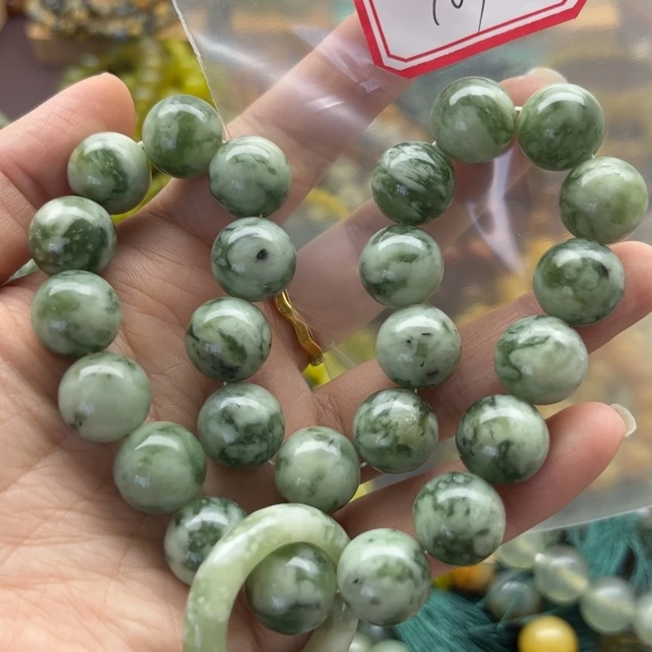 未镶嵌蛇纹石玉手链