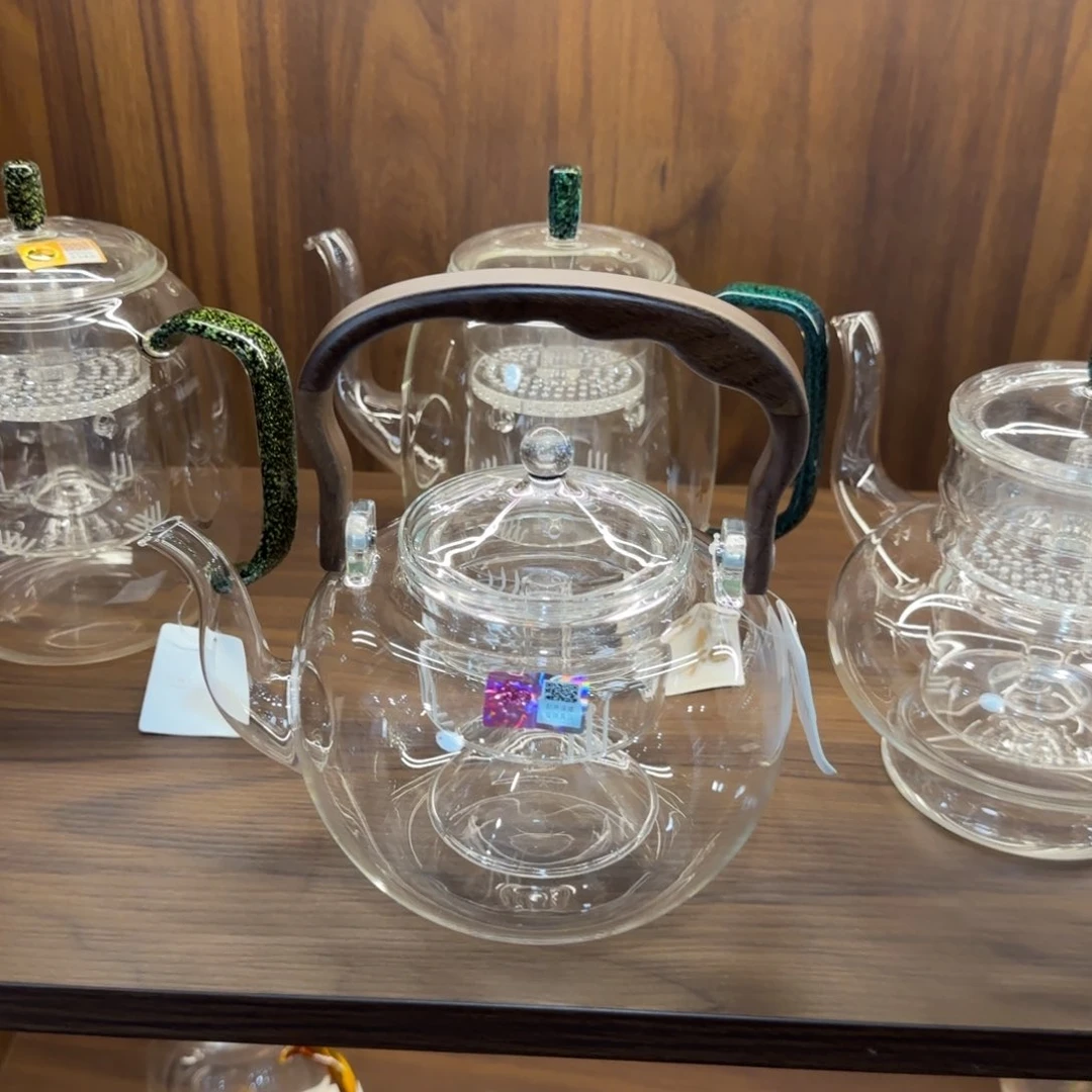 李*禾器山雅壶透明色。。。。