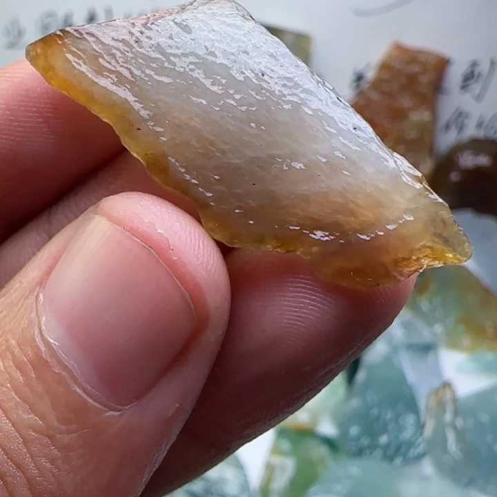 定制翡翠未镶嵌不包工