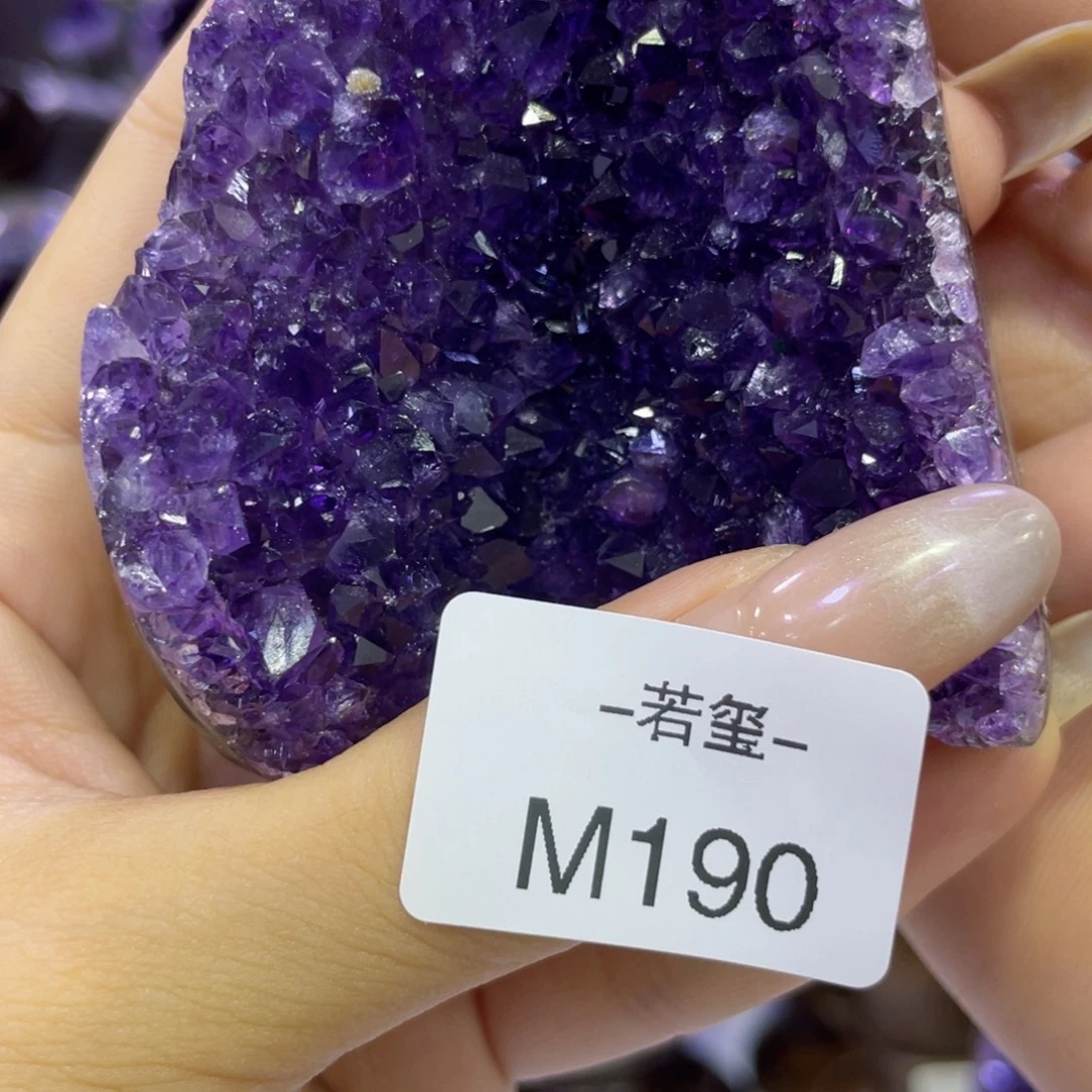 未镶嵌紫晶大型摆件（非配饰）乌拉圭紫水晶摆件m190