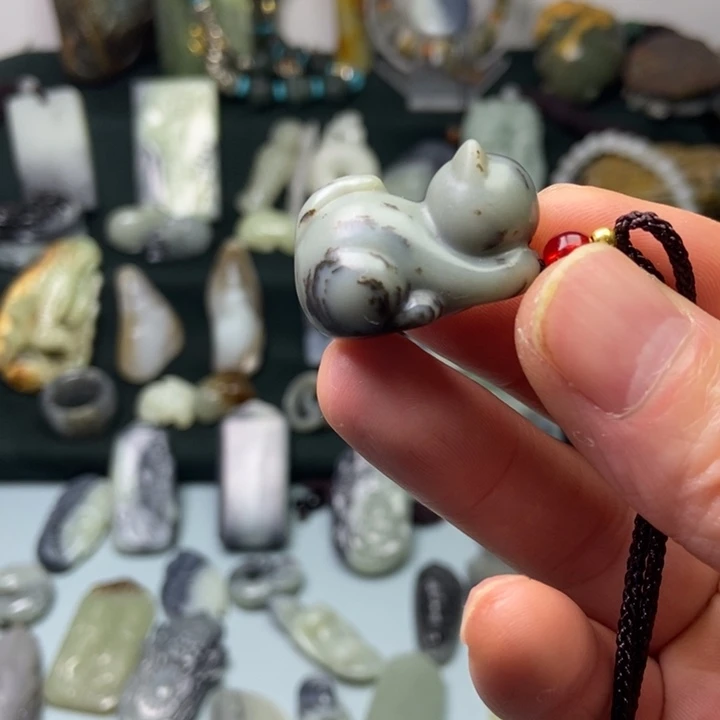 和田玉（糖玉）未镶嵌颈饰