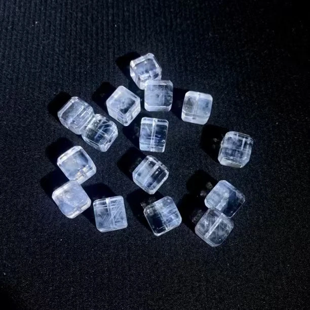 9mm蓝针方糖（多样性发一）天然杂裂矿点，完美主义慎拍 SYZB-0408