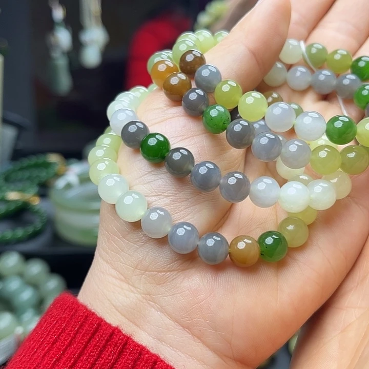 墨***墨和田玉未镶嵌手链多样性发货拍一发一