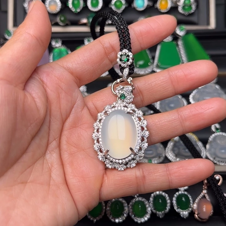 玛瑙/玉髓合金颈饰