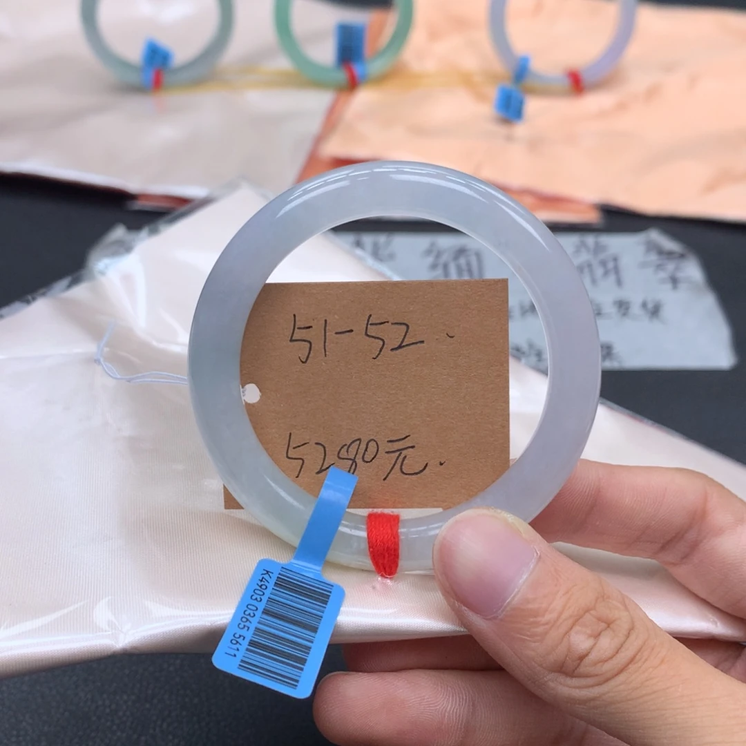 翡翠未镶嵌手镯手镯