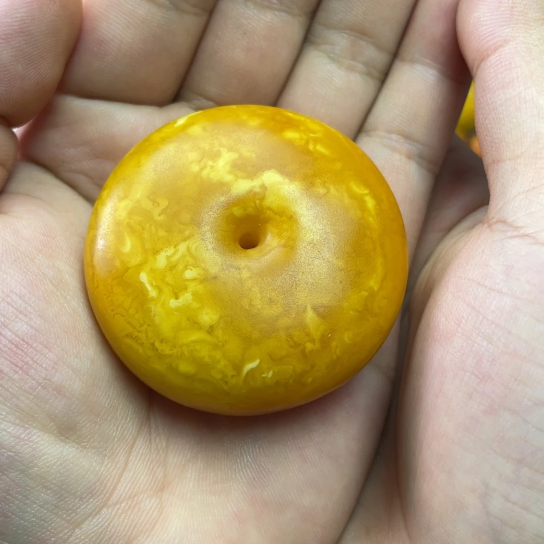 琥珀未镶嵌吊坠(不含链)