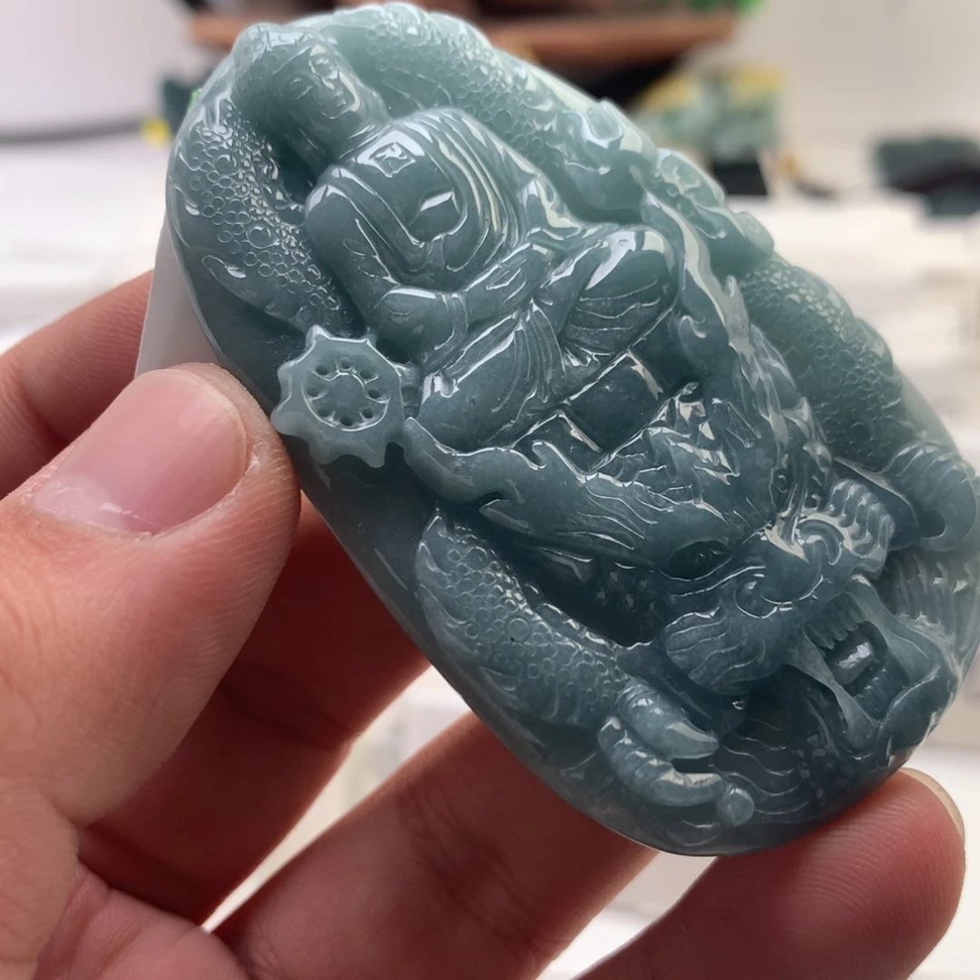 颈饰未镶嵌翡翠大日