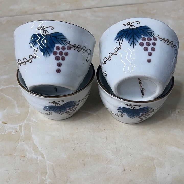 摆件四个一组、茶杯酒杯