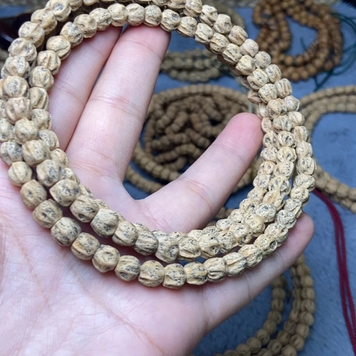 【闪购商品】吊坠柏香籽/百香籽