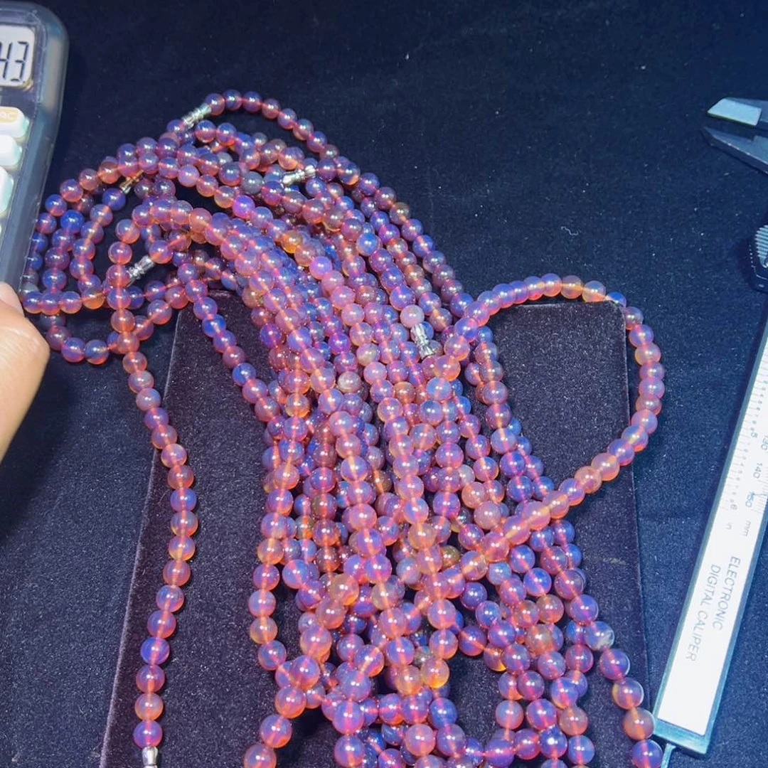 琥珀裸石未镶嵌缅甸琥珀多样性发货其中一件