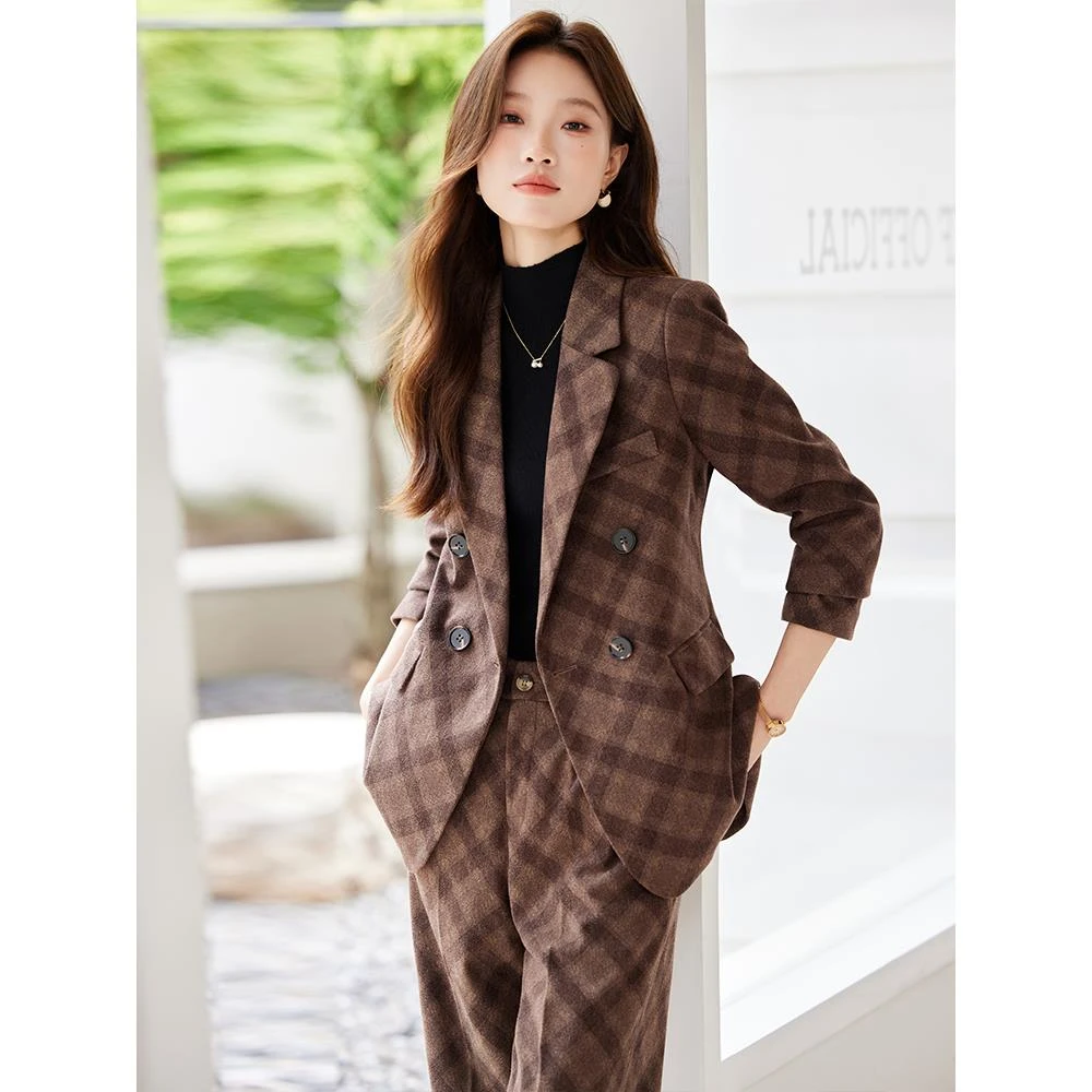 卡其色格子毛呢西装洋气女2026秋冬新款小个子高级感时尚通勤西服
