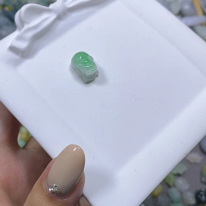 翡翠散珠天然缅甸翡翠