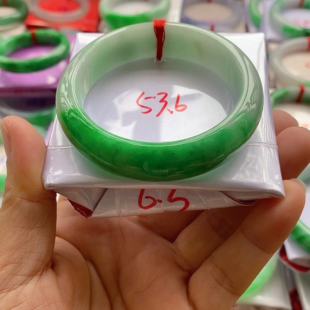 翡翠未镶嵌手镯10号