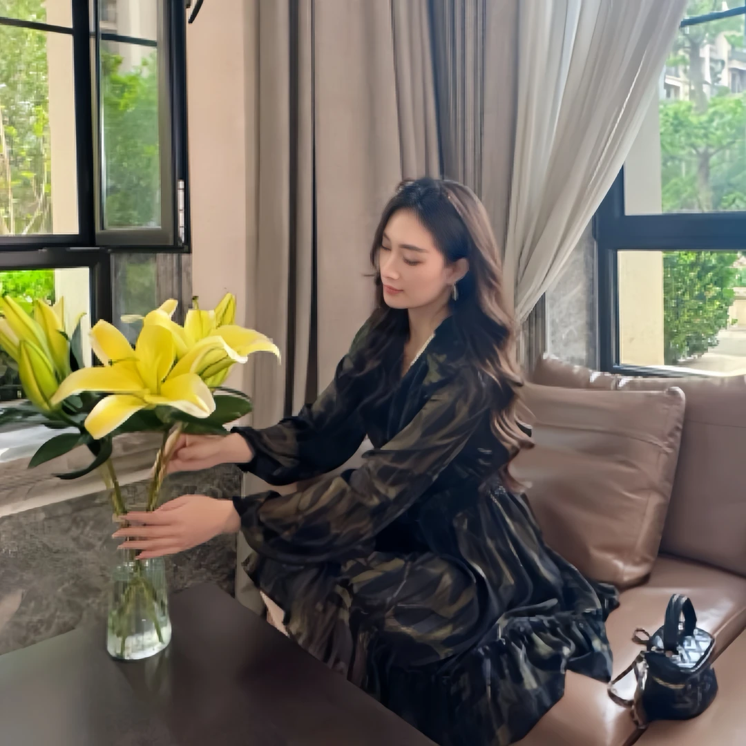 GIRDEAR/哥弟新款气质印花时尚都市收腰简约通勤连衣裙150033