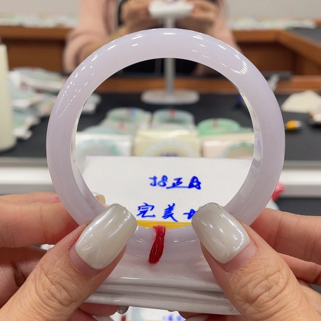 翡翠未镶嵌手镯缅甸翡翠