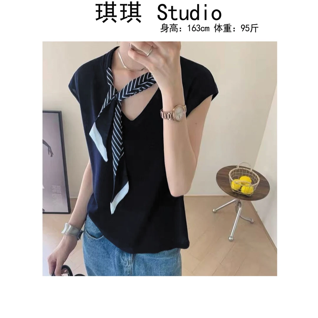 《琪琪家》夏季新款气质时尚带条纹丝巾显瘦减龄针织上衣18503-H