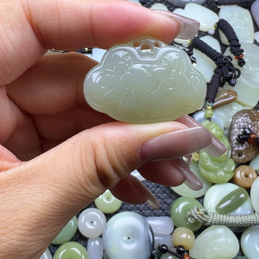 和田玉未镶嵌吊坠(不含链)卡35.6