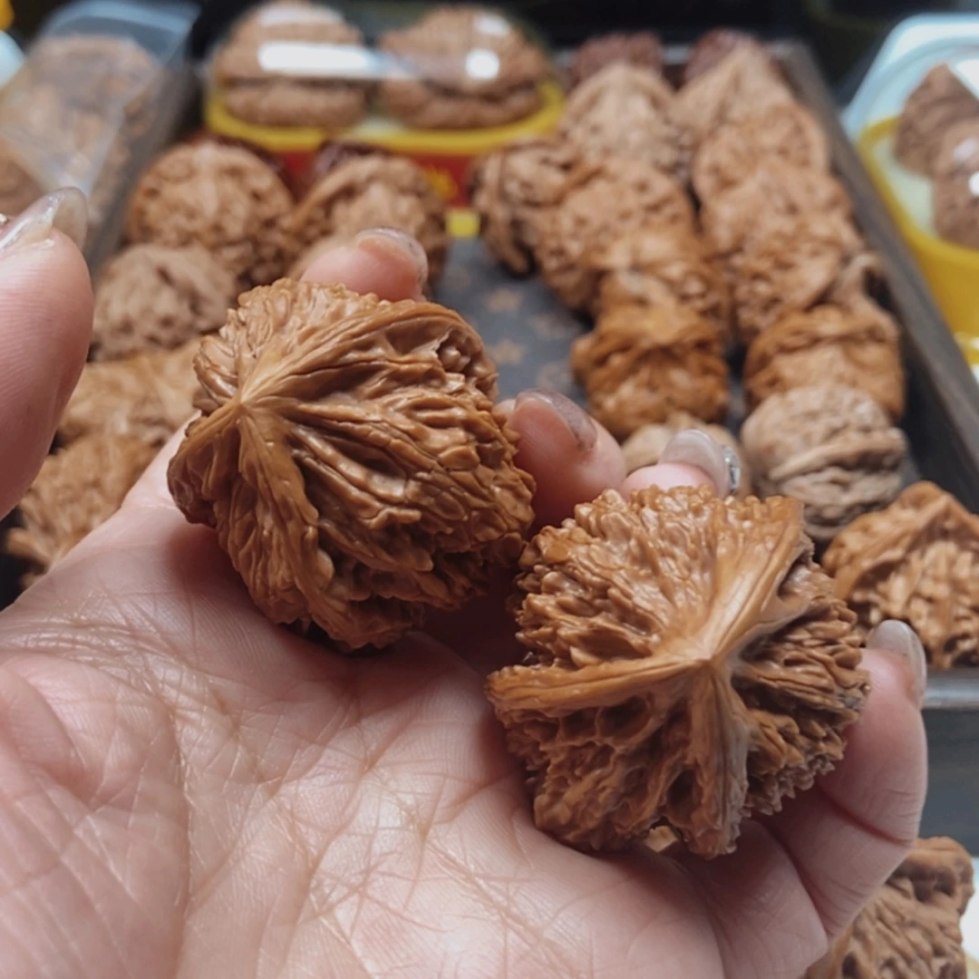 文玩核桃吊坠文山