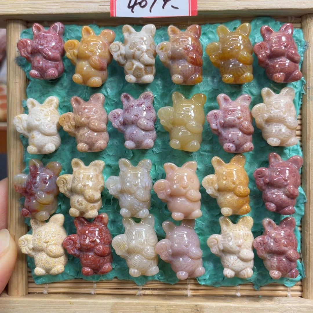 硅化玉未镶嵌颈饰兔子40米1个