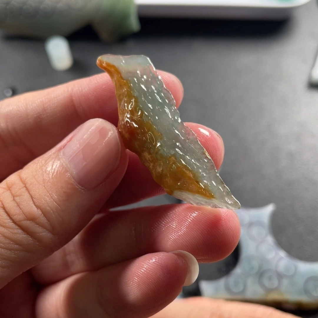 定制翡翠未镶嵌随行