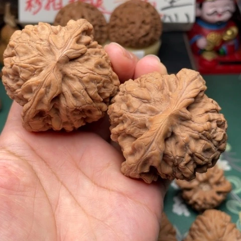 【闪购商品】把件文玩核桃55龙鼎