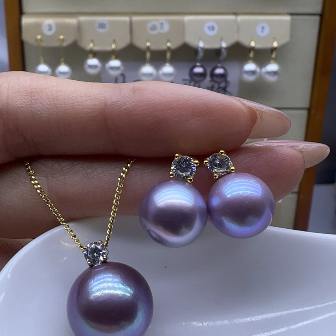 淡水珍珠18K金镶嵌吊坠(赠链)