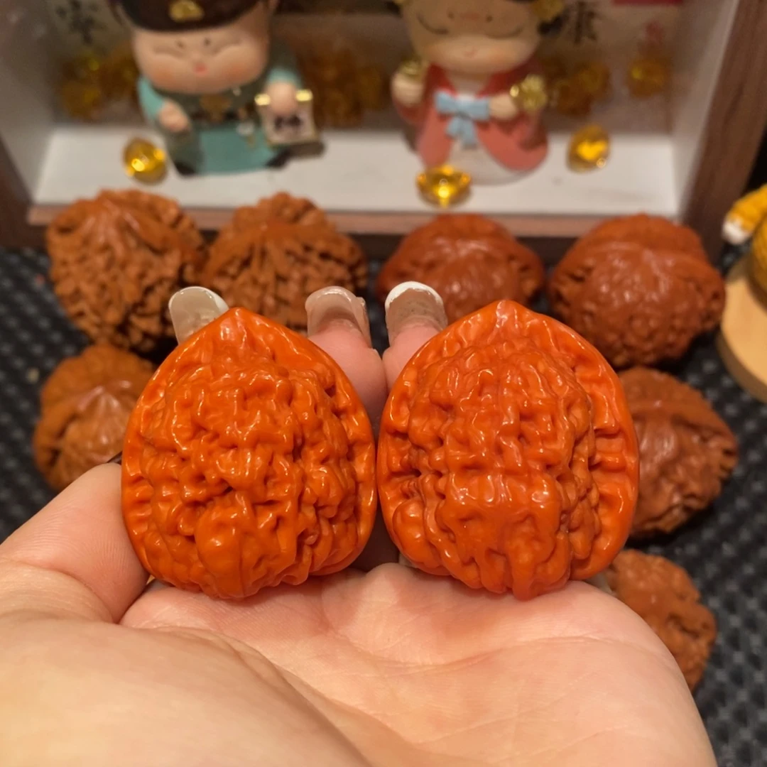 吊坠桃核35.2玉化官帽，0964