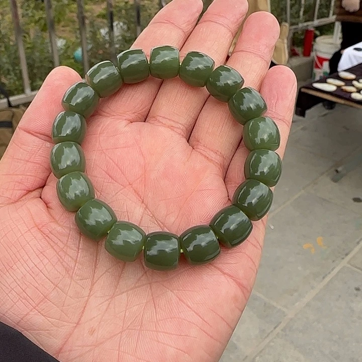 和田玉颈饰未镶嵌卡12