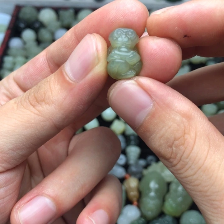 【闪购商品】和田玉未镶嵌颈饰