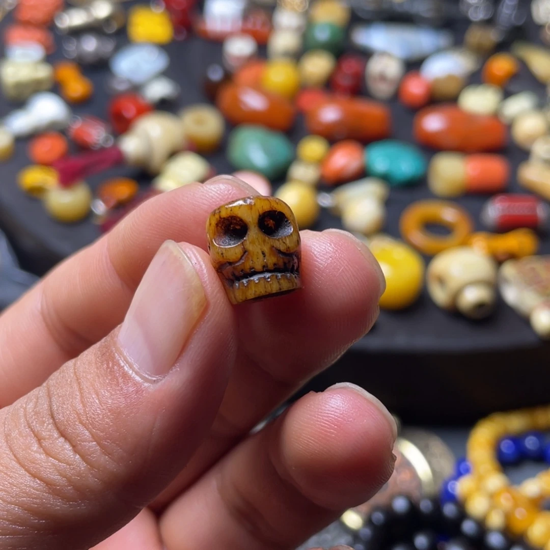 牛***饭玻璃颈饰藏传哈哈哈哈哈