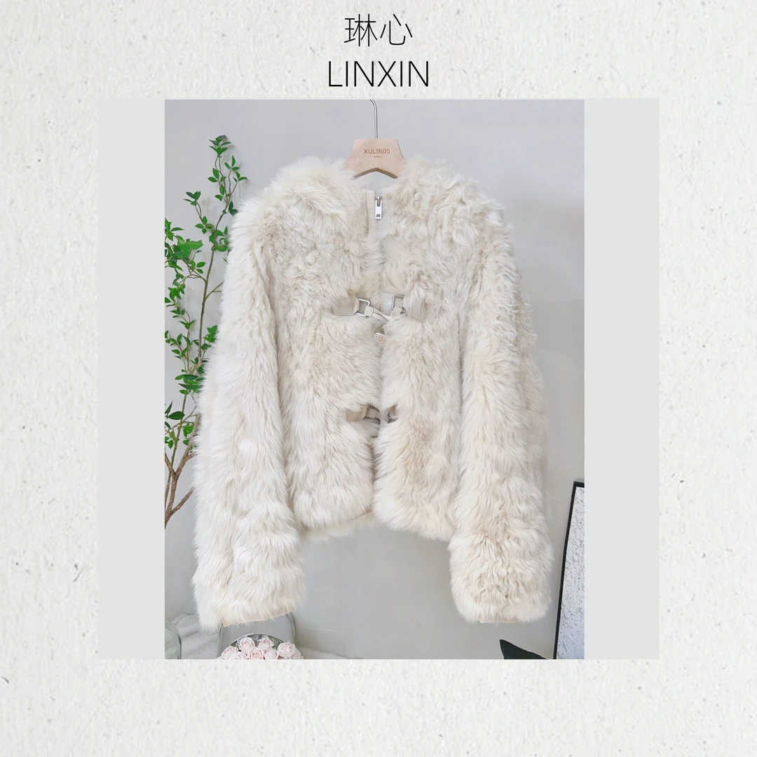 丨秋冬时尚休闲百搭松弛感轻奢白色毛绒感开衫外套0323