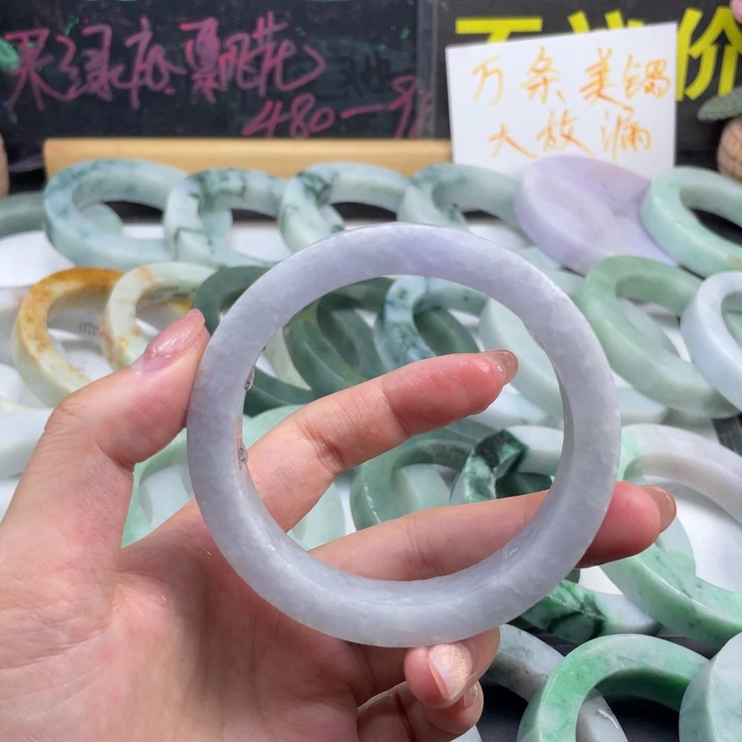 未镶嵌翡翠定制翡翠