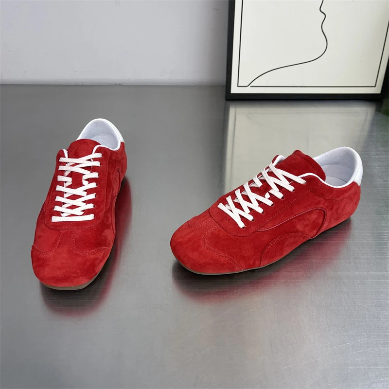 德训鞋女羊皮平底2025春季新款圆头休闲软底透气舒适正品防滑板鞋