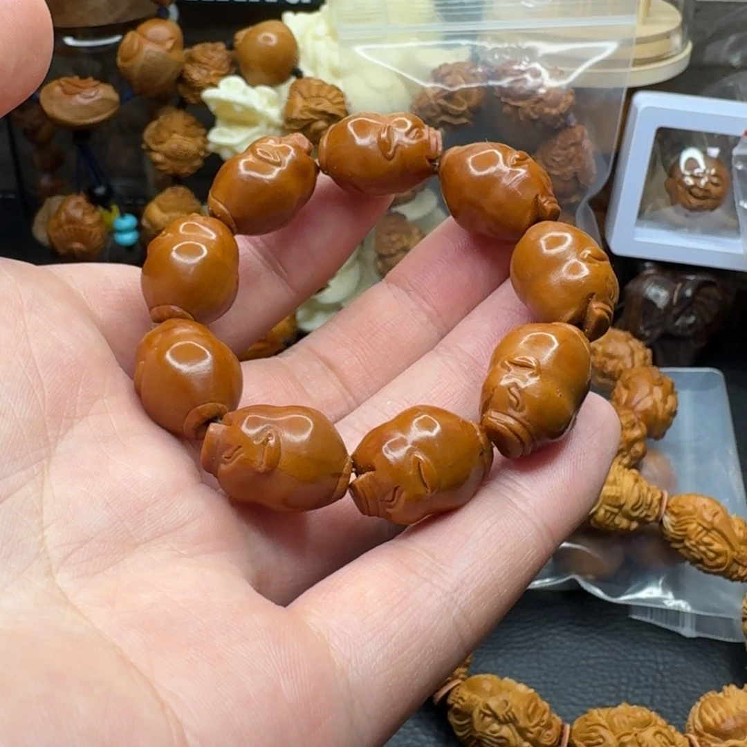 手串/手链橄榄核小猪