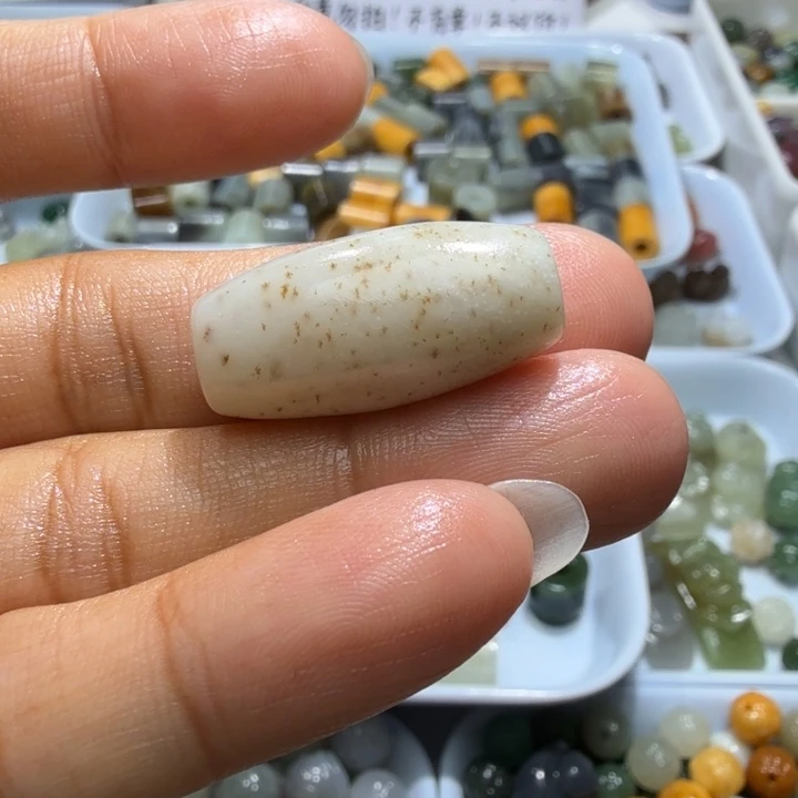 未镶嵌和田玉珠宝半成品