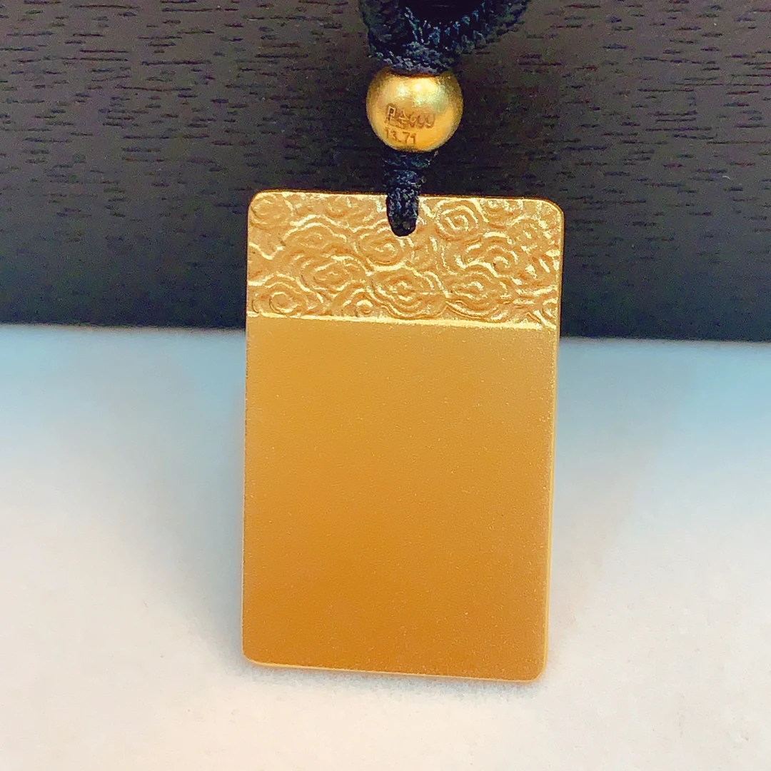 【水贝黄金】足 金999古法无事牌吊坠B300