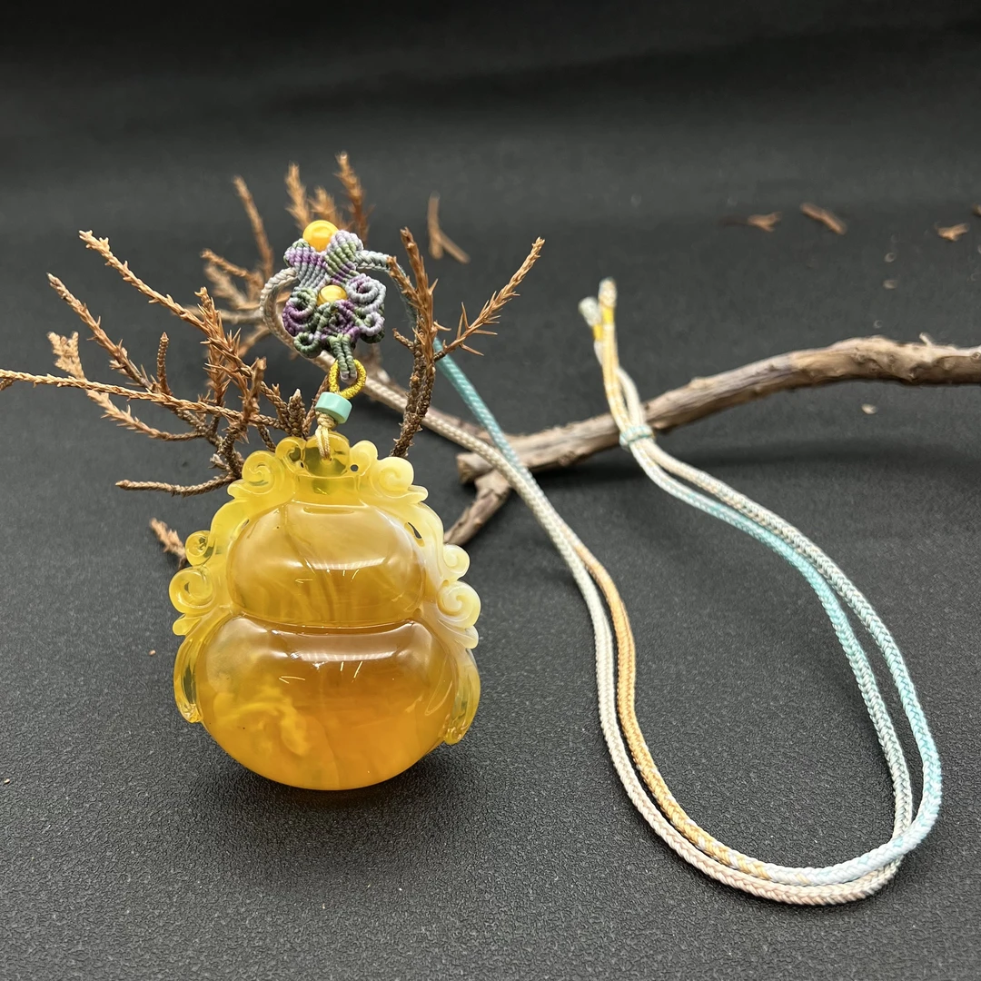 【润家原创】天然琥珀蜜蜡48*55mm葫芦雕刻件DIY精编绳吊坠32g#6820