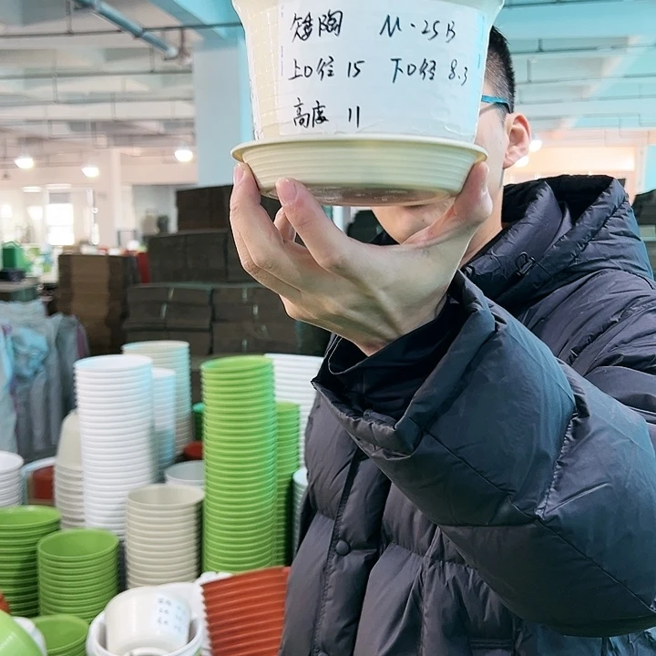 正品矮陶口15高11米色带托10只