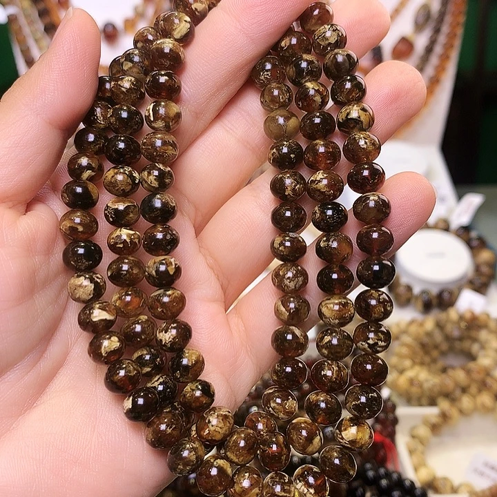 燕***&琥珀未镶嵌裸石抚顺琥珀8+263