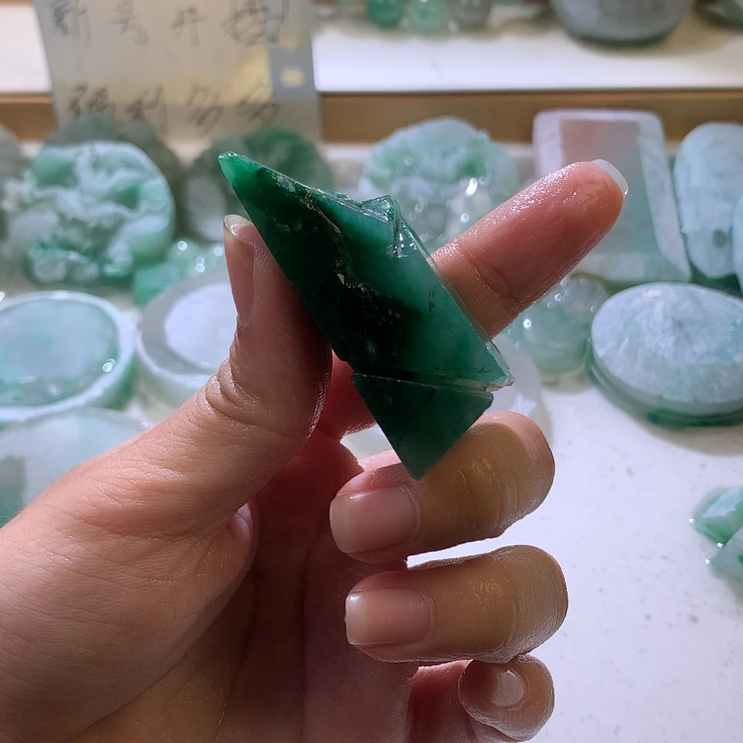 石英质玉未镶嵌珠宝半成品