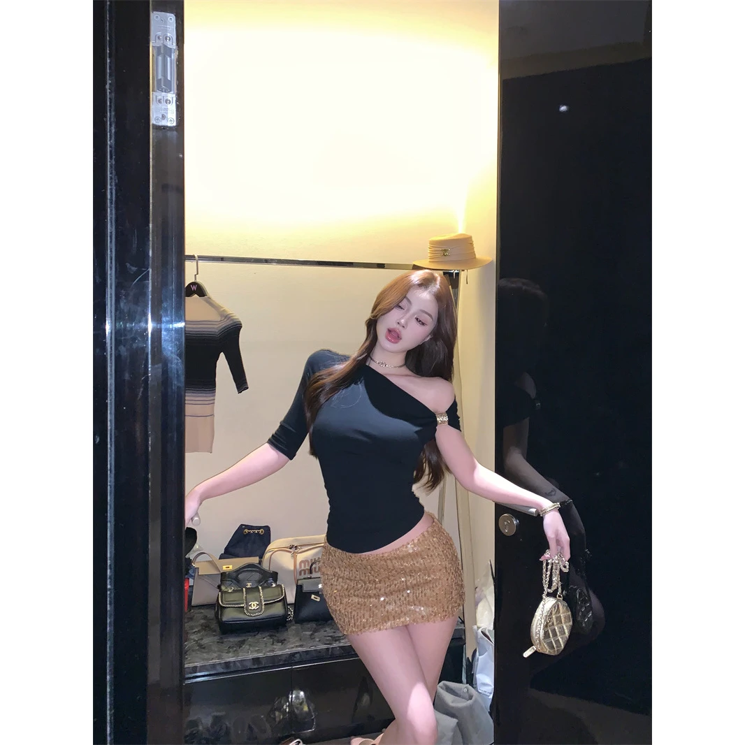 斜肩设计感法式修身显瘦不对称上衣