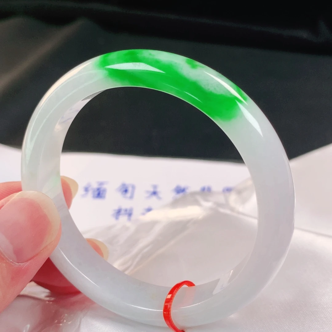 翡翠未镶嵌手镯035