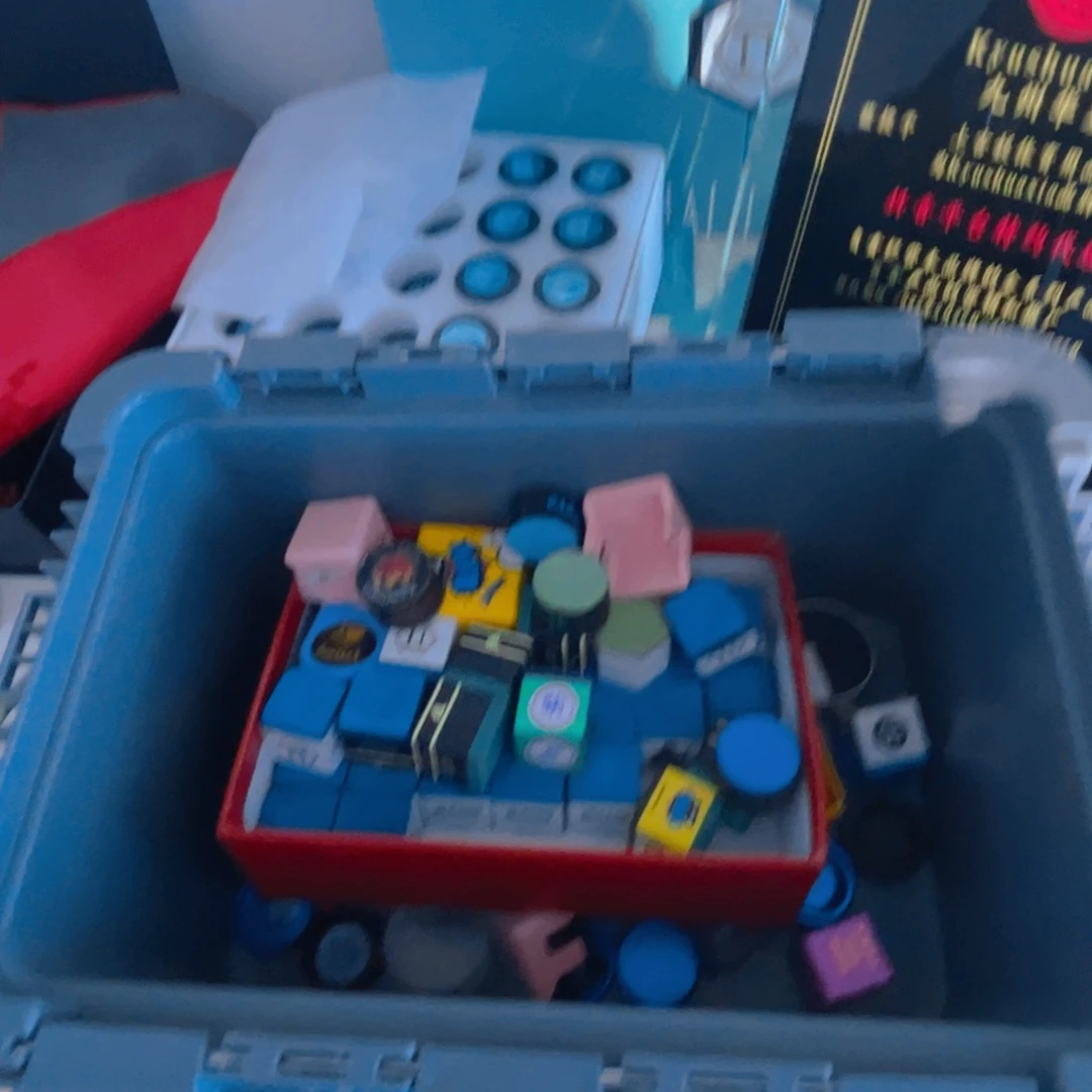 运输破损巧克一个