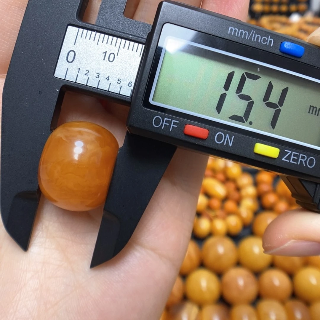 蜜蜡裸石未镶嵌K***?配饰