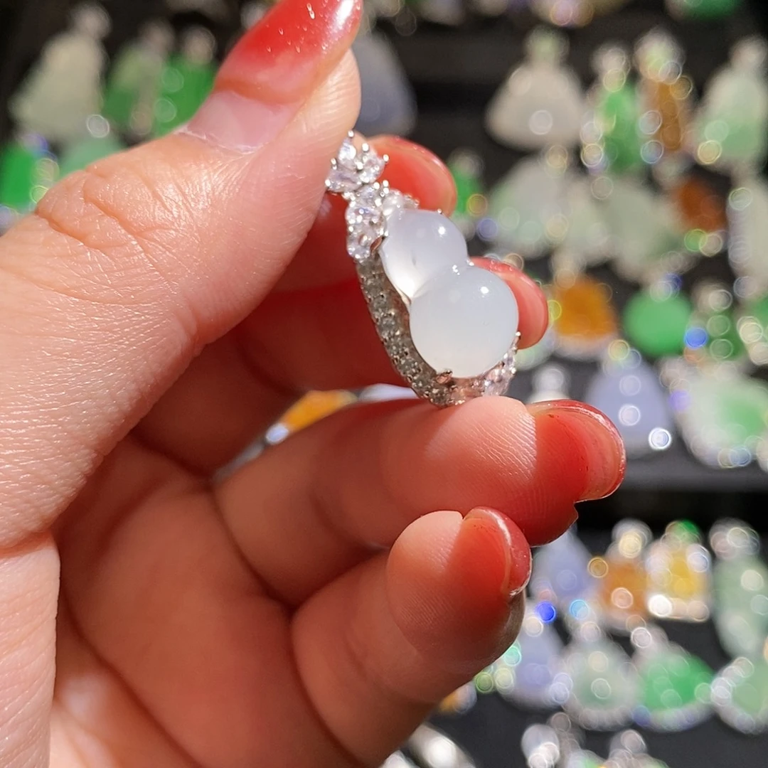 颈饰银S925镶嵌翡翠无*果天然翡翠