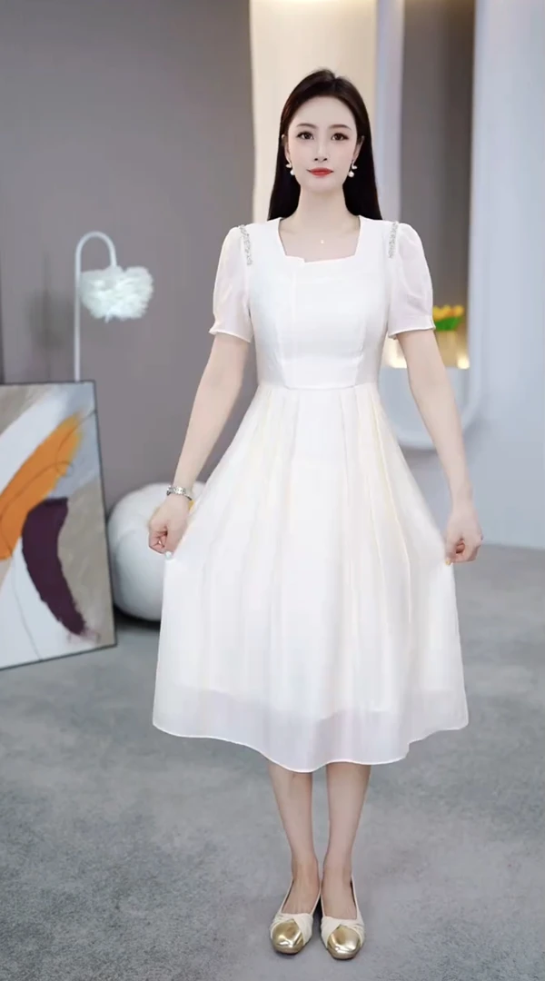 [依铭服饰] KK852 # 2025 新款 夏季 减龄 收腰 显瘦  连衣裙