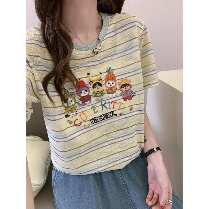 小雅姐姐  水果刺绣猫咪撞色条纹休闲短袖T恤IT93