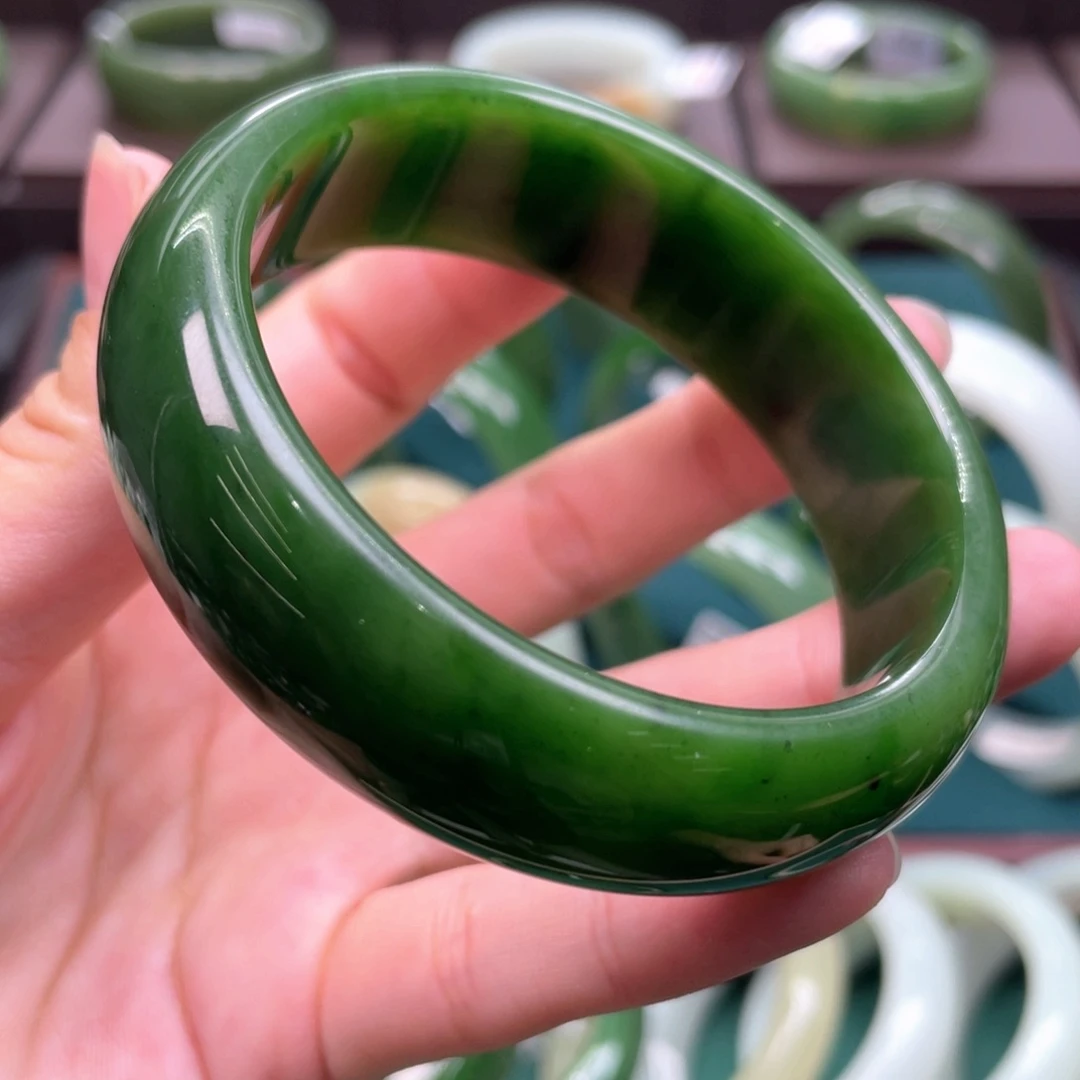 和田玉（碧玉）未镶嵌手镯5758