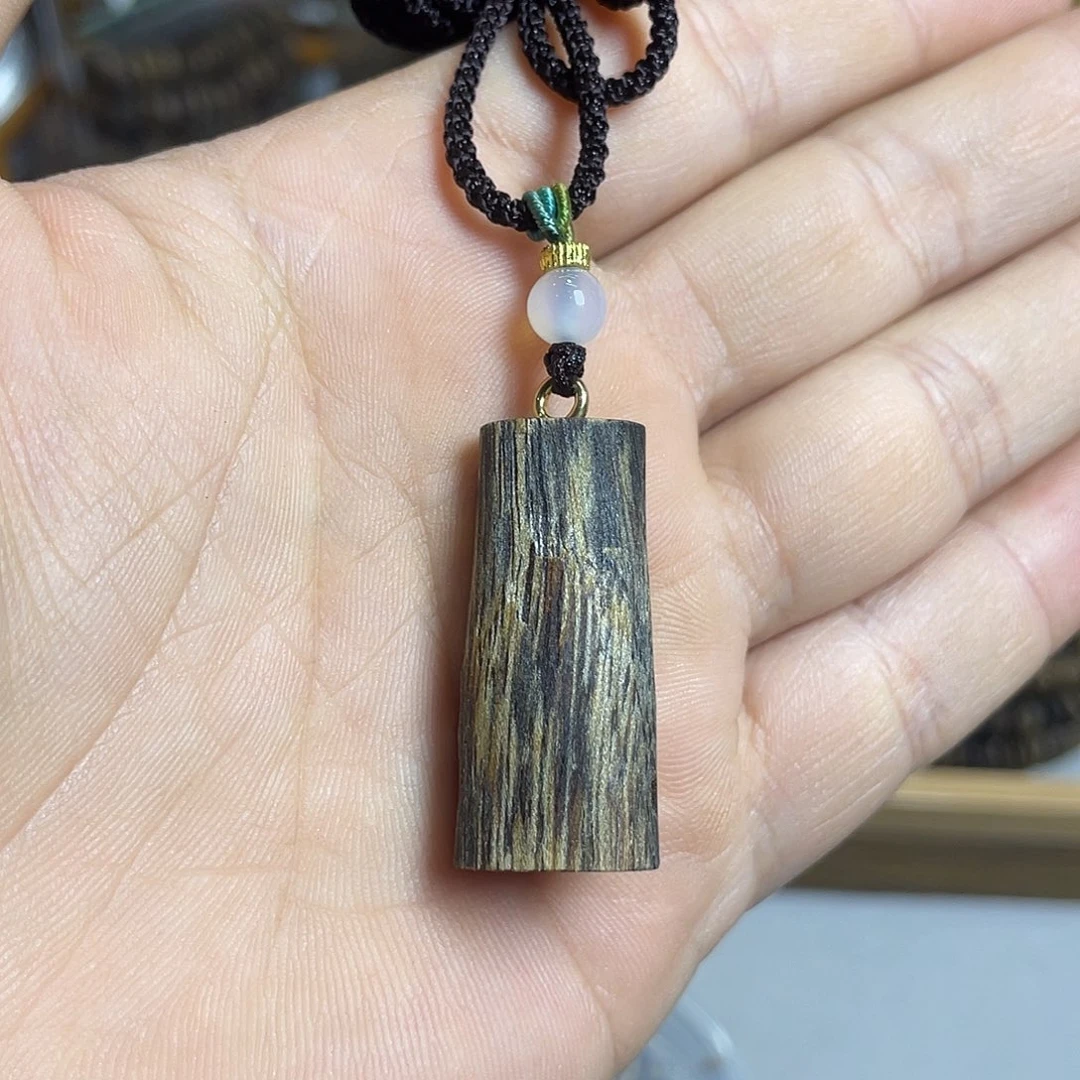 沉香碎屑沉香奇楠沉香老料花香韵