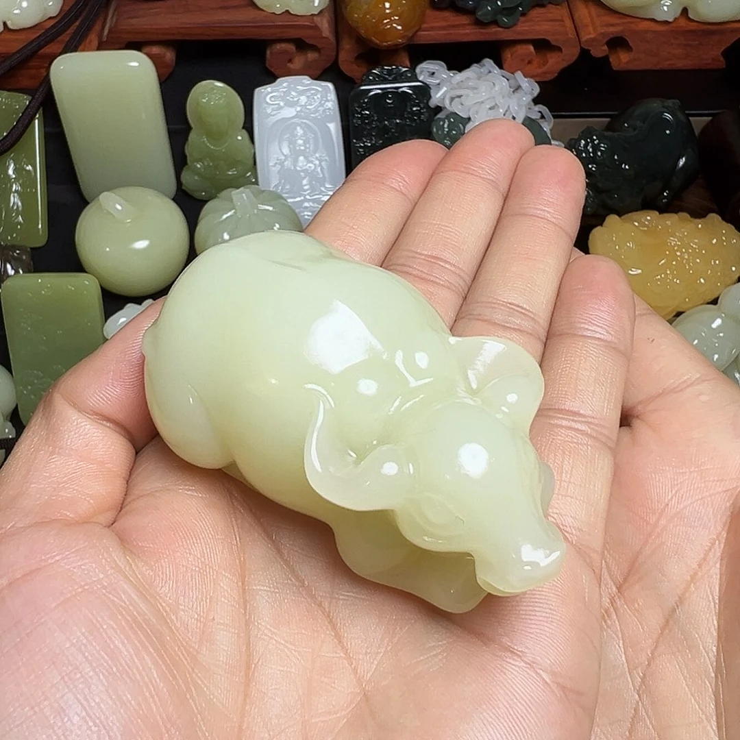 玉新疆天然料子精品